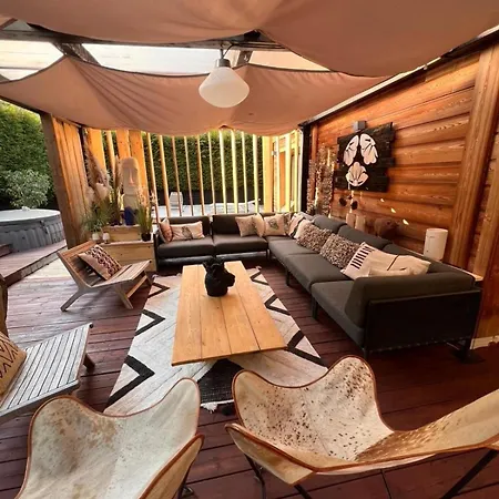 Design With Pool & Jacuzzi 霞慕尼