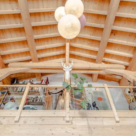 Design With Pool & Jacuzzi Chalet